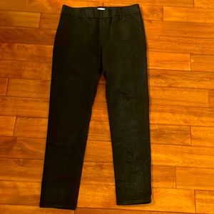 Bevy flog size 27. Black Snake skin print. Worn once. Perfect condition.